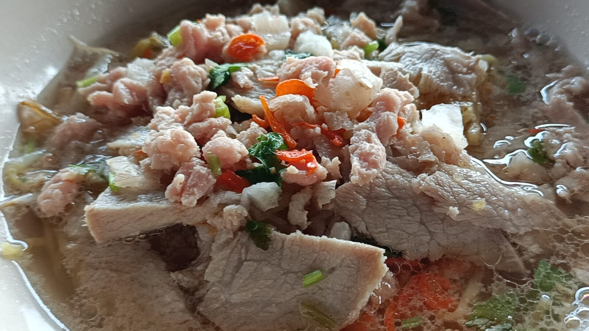 จานเด็ด ฉะเชิงเทรา ก๋วยเตี๋ยวหมูโบราณ อิ่มอร่อย10บาท ฟิวนั่งกินชิลล์ริมคลอง