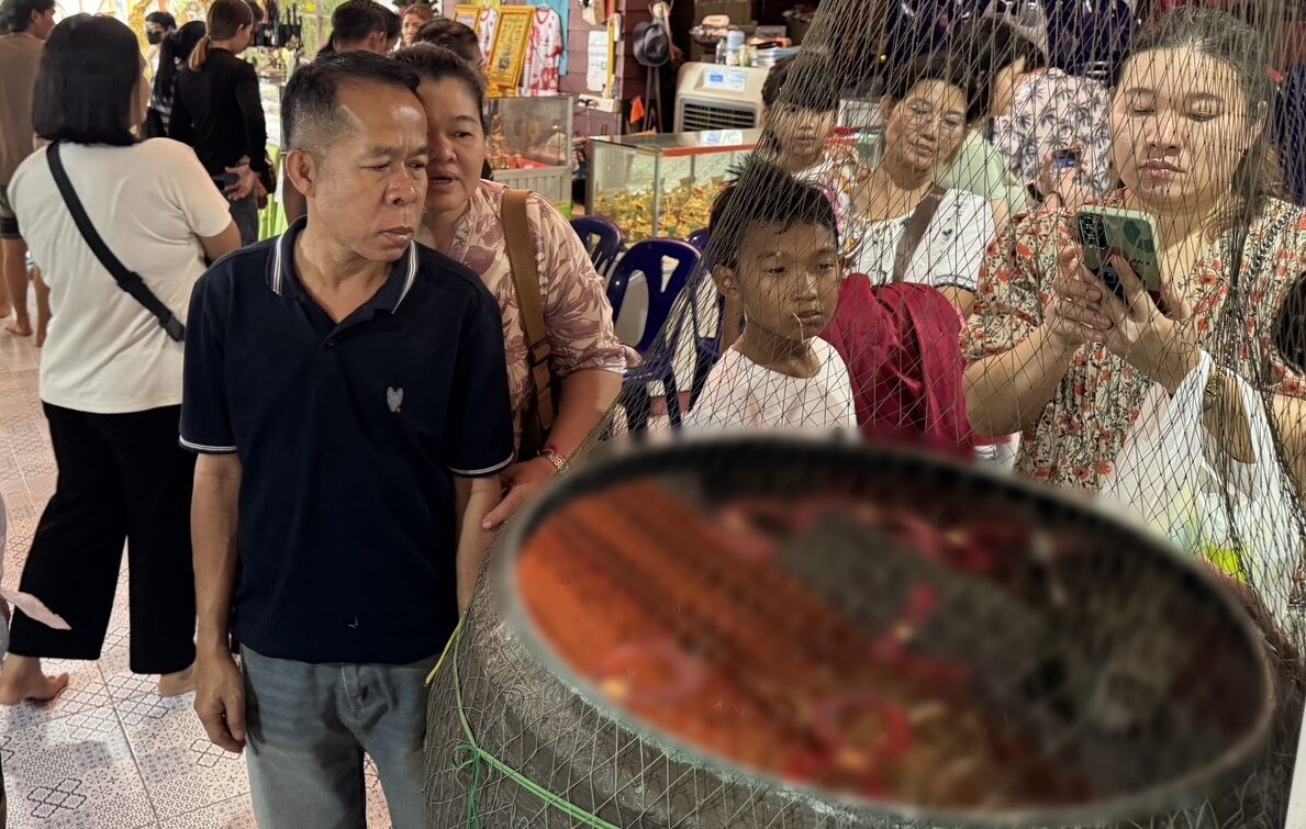 Holiday Crowds Flock to Pray at Hermit Shrine, Seeking Lucky Lottery Numbers