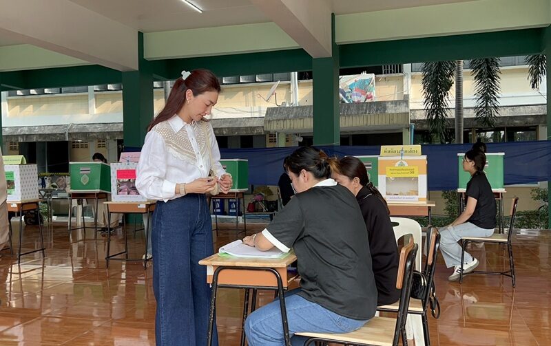 แพนเค้ก ใช้สิทธิเลือกตั้ง