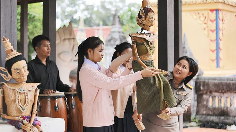 สดจากเยาวชน - คุยกับเด็กหมอลำ ศิลปะม่วนซื่น