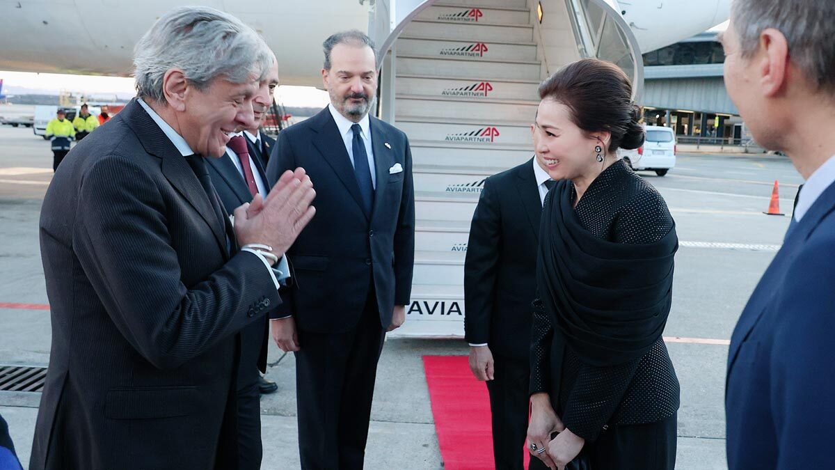 Queen Arrives in Italy to Witness 2026 Winter Olympics