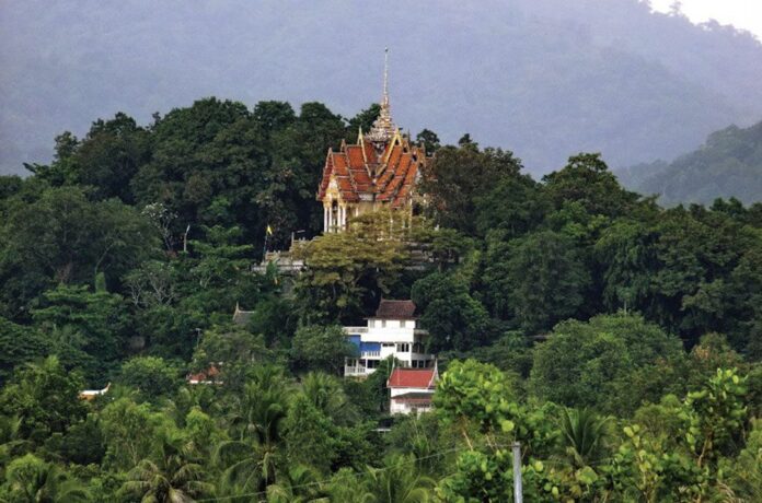 ข่าวสดพระเครื่อง - เหรียญหลวงพ่อยงยุทธ วัดเขาไม้แดง ศรีราชา