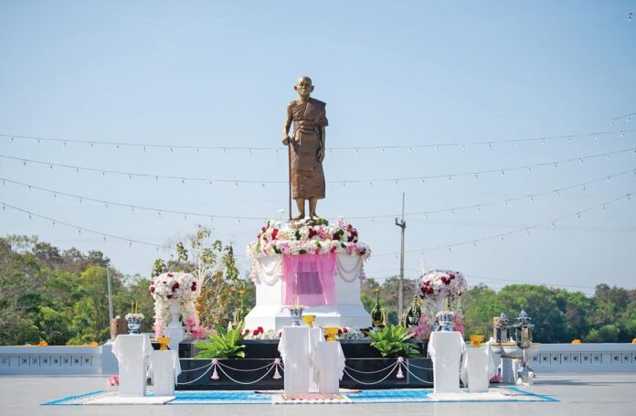 สดจากหน้าพระ - มหาจุฬาฯสุรินทร์ประดิษฐาน รูปเหมือน‘พระพรหมวชิรโมลี’