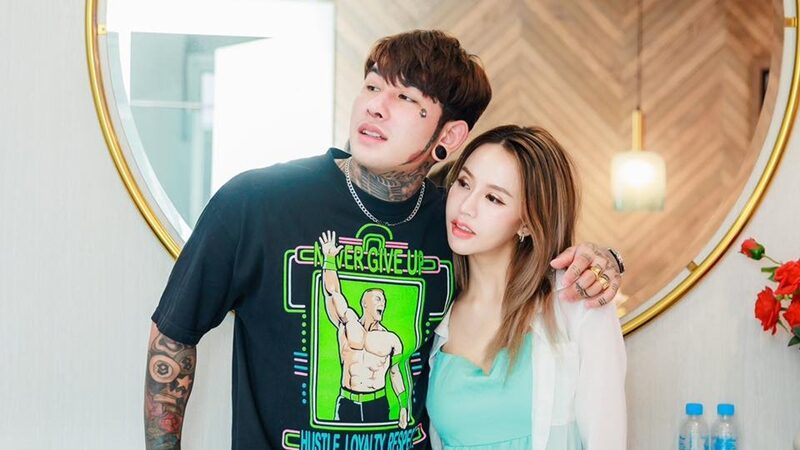มอส-เจีย คู่รักอินฟลูดัง