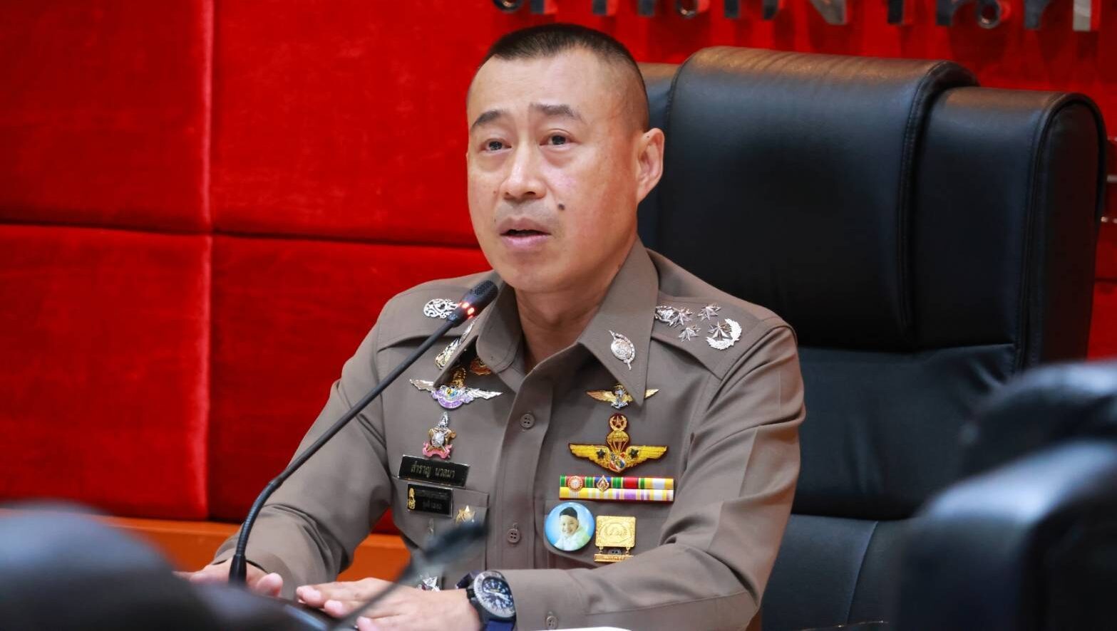 ศจร.ตร. มอบรางวัล อีกหนึ่ง ‘จราจรกู้ชีพ’ สภ.นาจอมเทียน ชื่นชมทำหน้าที่เข้มแข็ง