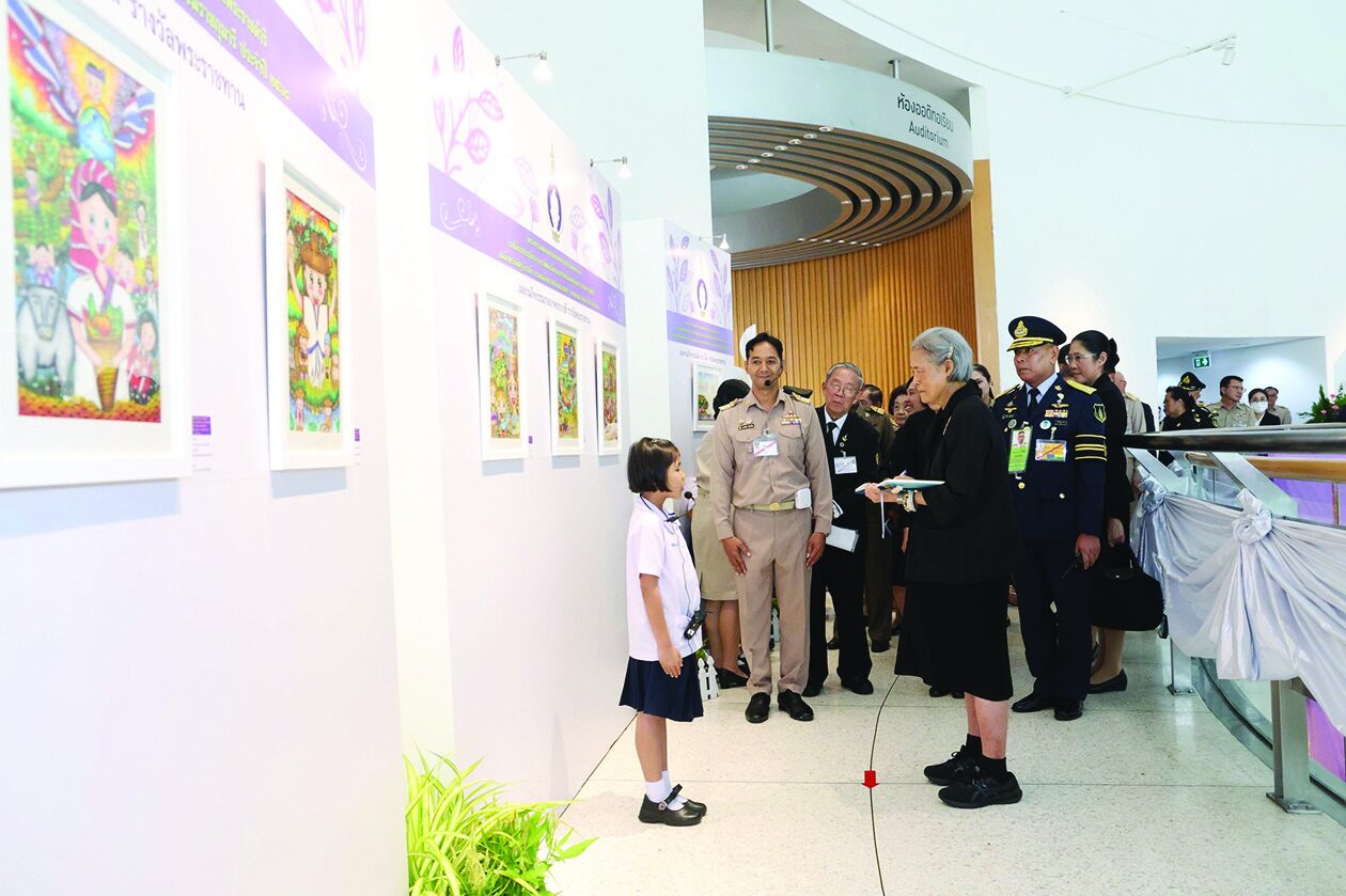 สดจากหน้าพระ - ทรงนิทรรศการทักษะทางวิชาการ ร.ร.พระปริยัติธรรม แผนกสามัญ