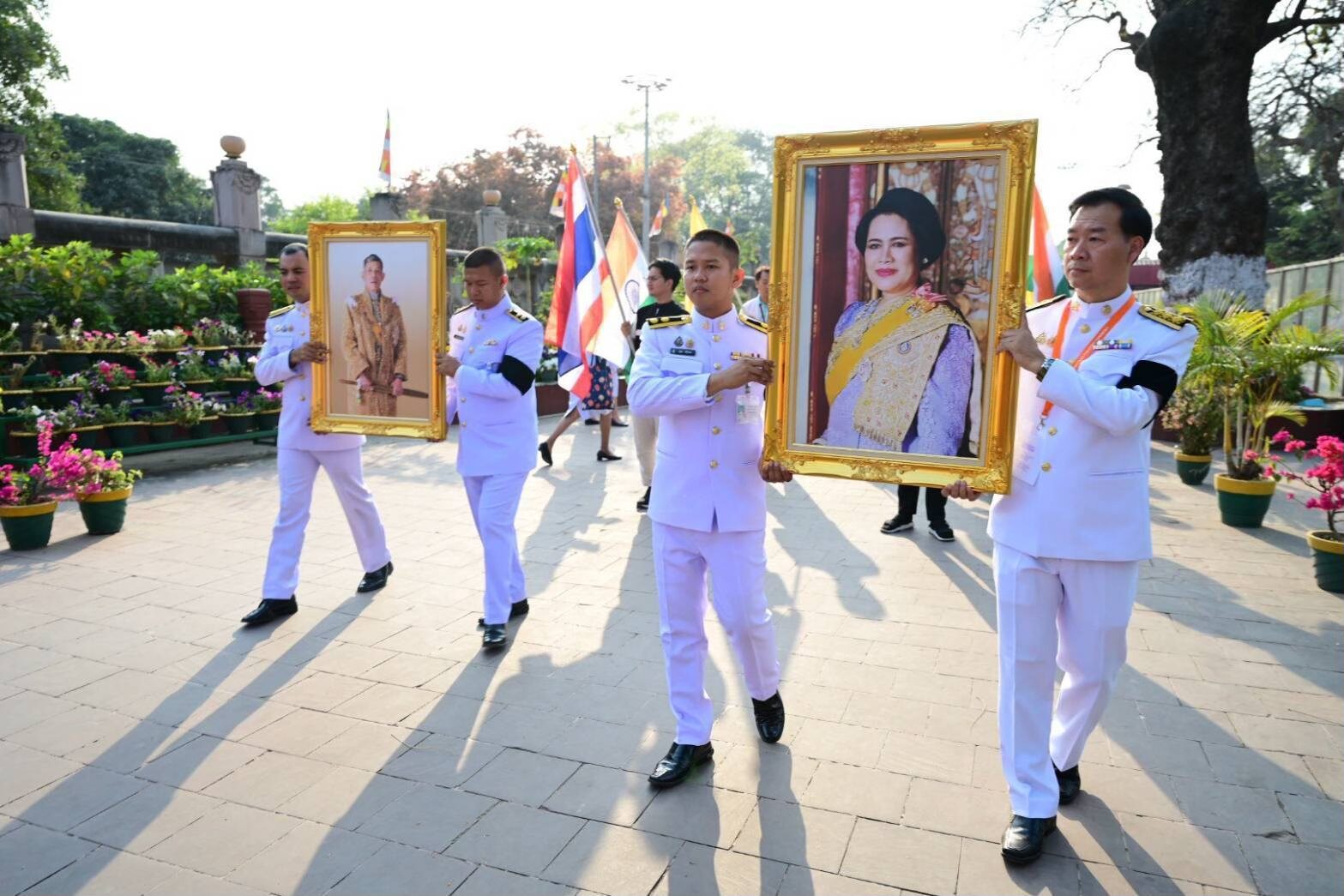 สดจากหน้าพระ - อุปสมบท 99 รูป-ถวายพระราชกุศล สมเด็จพระบรมราชชนนีพันปีหลวง