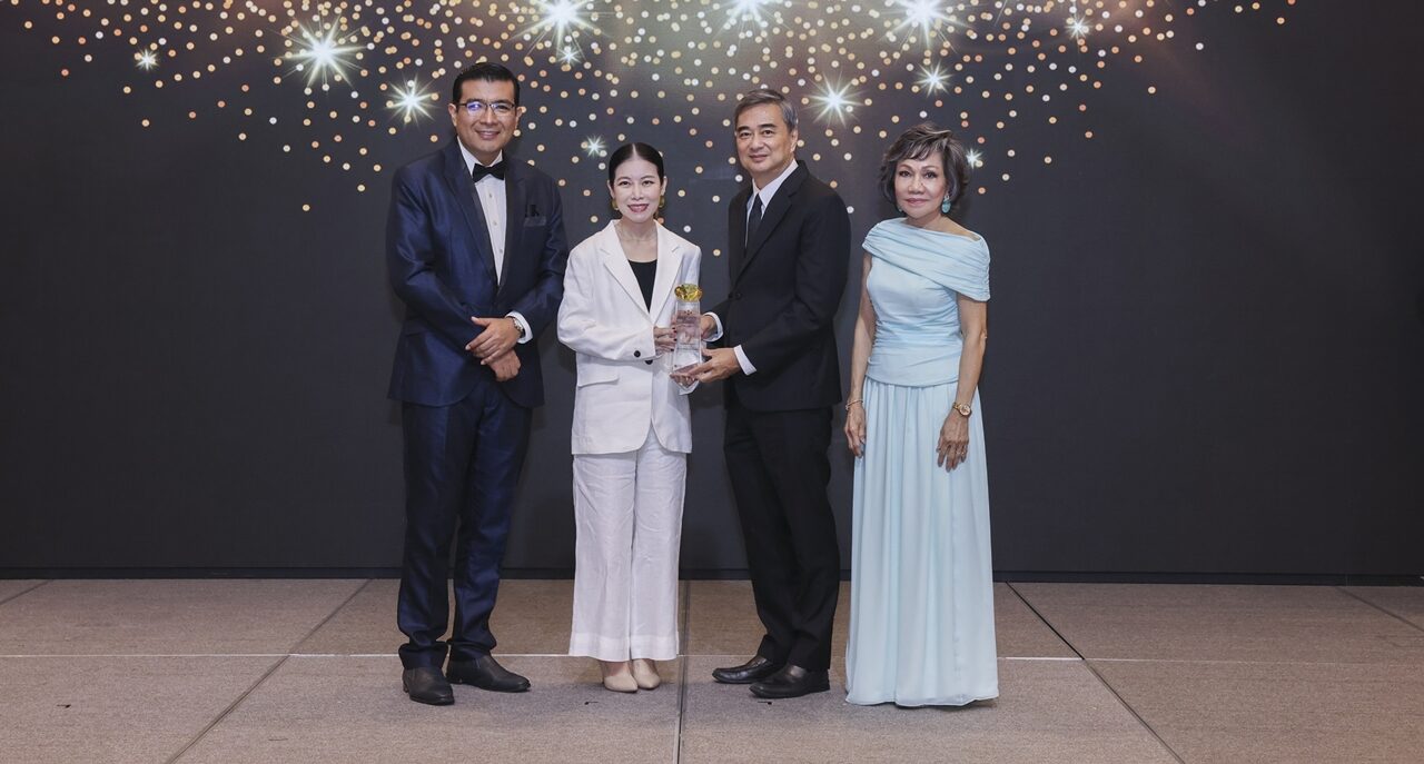 เพาเวอร์บาย ผงาดคว้า Outstanding Brands ตอกย้ำผู้นำค้าปลีกเครื่องใช้ไฟฟ้า โดดเด่นแห่งปี