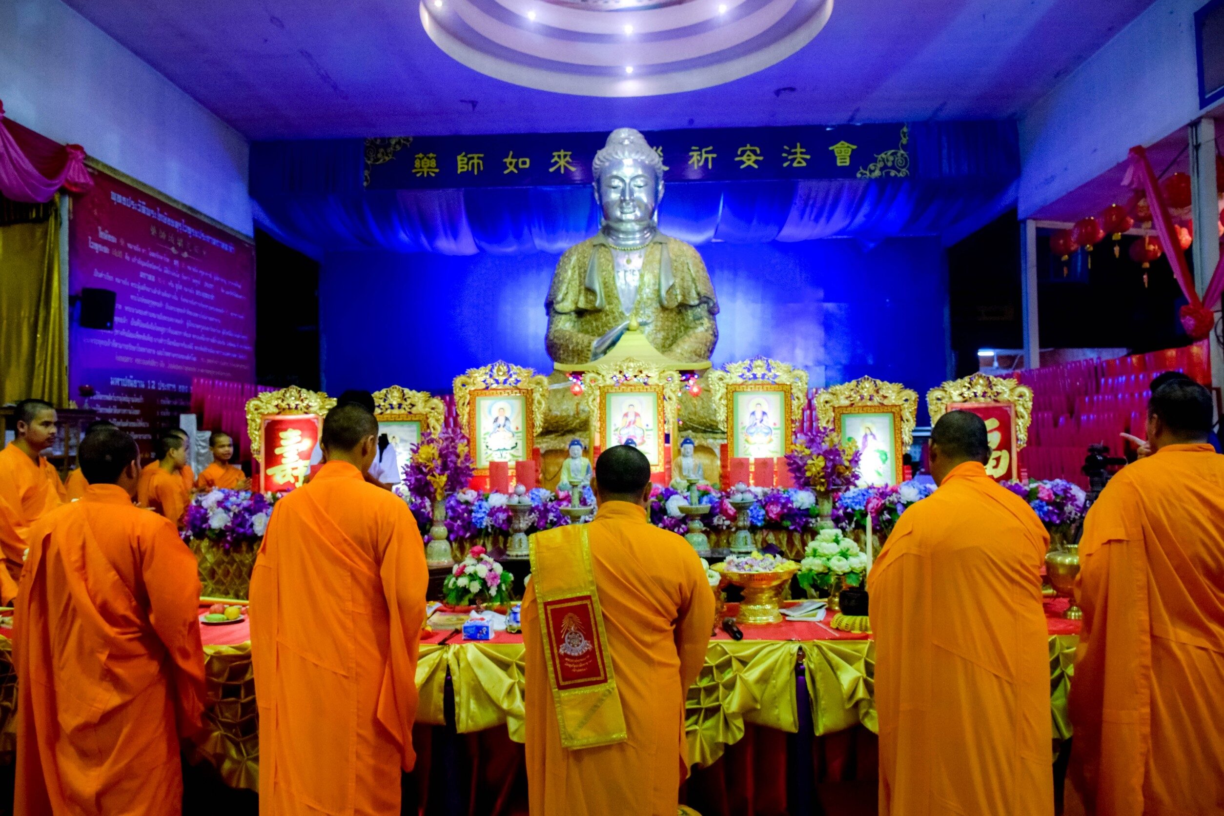 เที่ยววัดวันหยุด - พระยูไลไภษัชยคุรุ-กวนอิม วัดธรรมปัญญารามบางม่วง