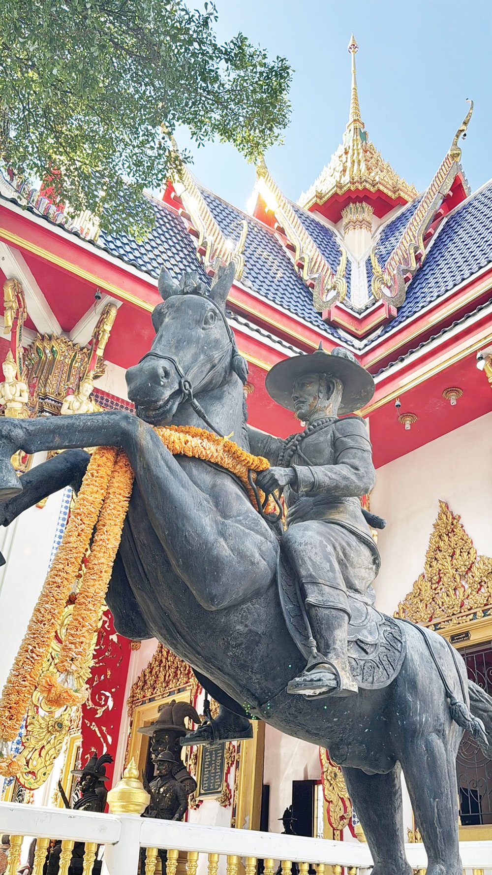 เที่ยววัด-วันหยุด - เที่ยววัดนาคกลางวรวิหาร ไหว้‘สมเด็จพระเจ้าตากสิน’