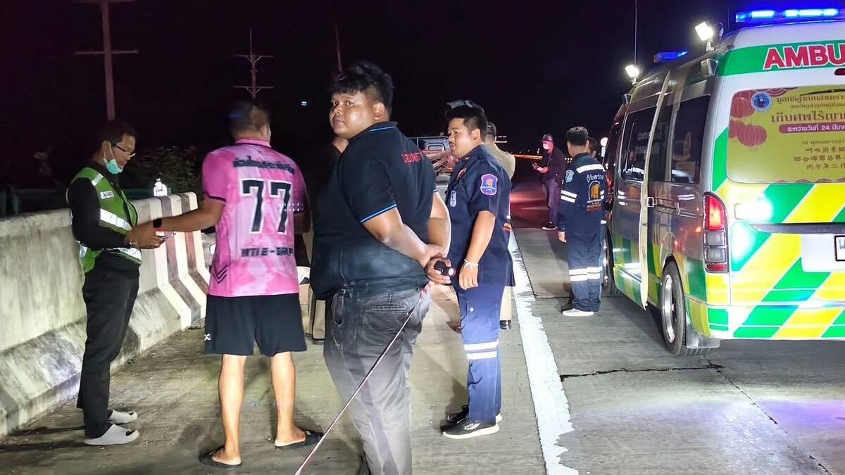 ชายปริศนา ถูกยิงด้วยปืนลูกซอง เสียชีวิตคาไหล่ทางด่วน M6