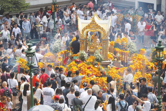 ชวนกันมา พากันมู(เตลู) - ไหว้‘ศาลท้าวมหาพรหม’ เทพผู้สร้างโลก-สรรพชีวิต