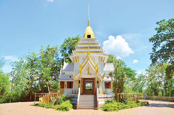 ข่าวสดพระเครื่อง - พระกริ่งไตรมาสหลวงพ่อทบ วัดพระพุทธบาทชนแดน