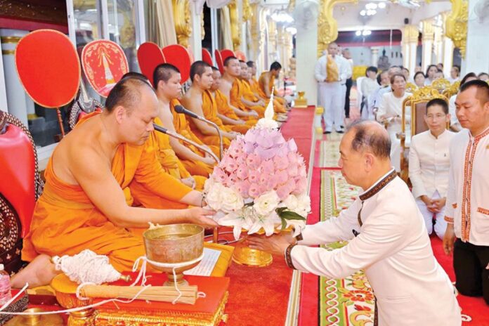 สดจากหน้าพระ - สักการะบรมสารีริกธาตุ2แผ่นดิน มาฆบูชาอาเซียนถิ่นไทย-ลาว