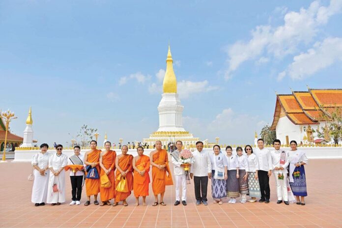 สดจากหน้าพระ - สักการะบรมสารีริกธาตุ2แผ่นดิน มาฆบูชาอาเซียนถิ่นไทย-ลาว