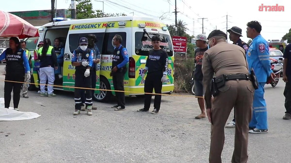 22 ล้อหิวข้าวเลี้ยวเข้าปั๊ม ทับจยย.เด็ก 16 เสียชีวิตพร้อมเพื่อน 14 น้านั่งอยู่ร้านอาหารใกล้กันเห็นคาตา เสียงร่ำไห้ระงม