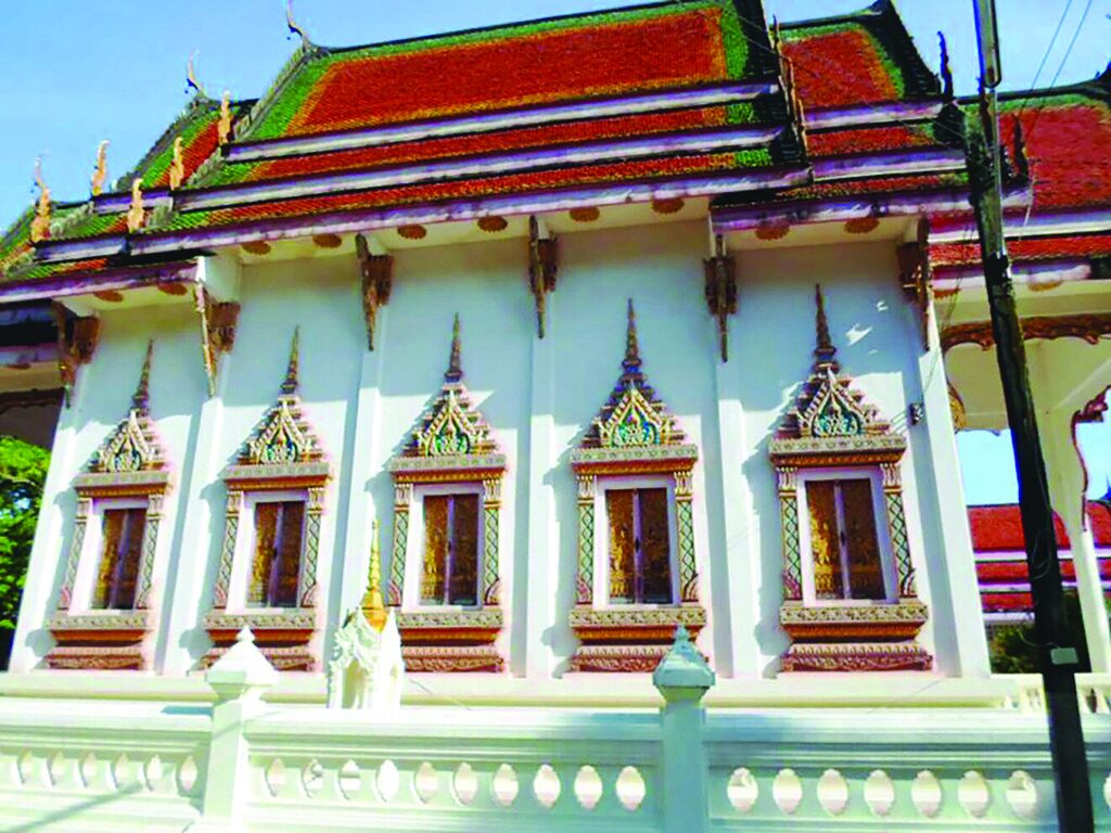 ข่าวสดพระเครื่อง - พระกริ่งทักษิณชินวโร พระอาจารย์นำ วัดดอนศาลา