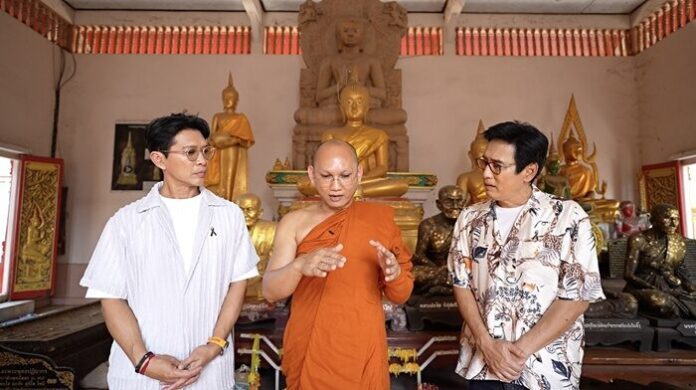 นาตาชา น่ารักจับใจในลุกส์ พส. จีน แปลงโฉมชมสวน 400 ปี 