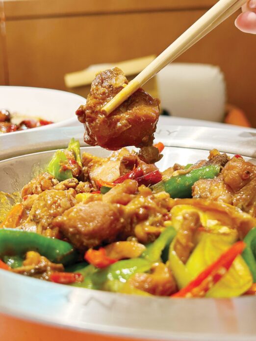 YONNY ปลาต้มผักกาดดอง ร้านจีนอันดับ 1 ซุปเข้มเผ็ดชา