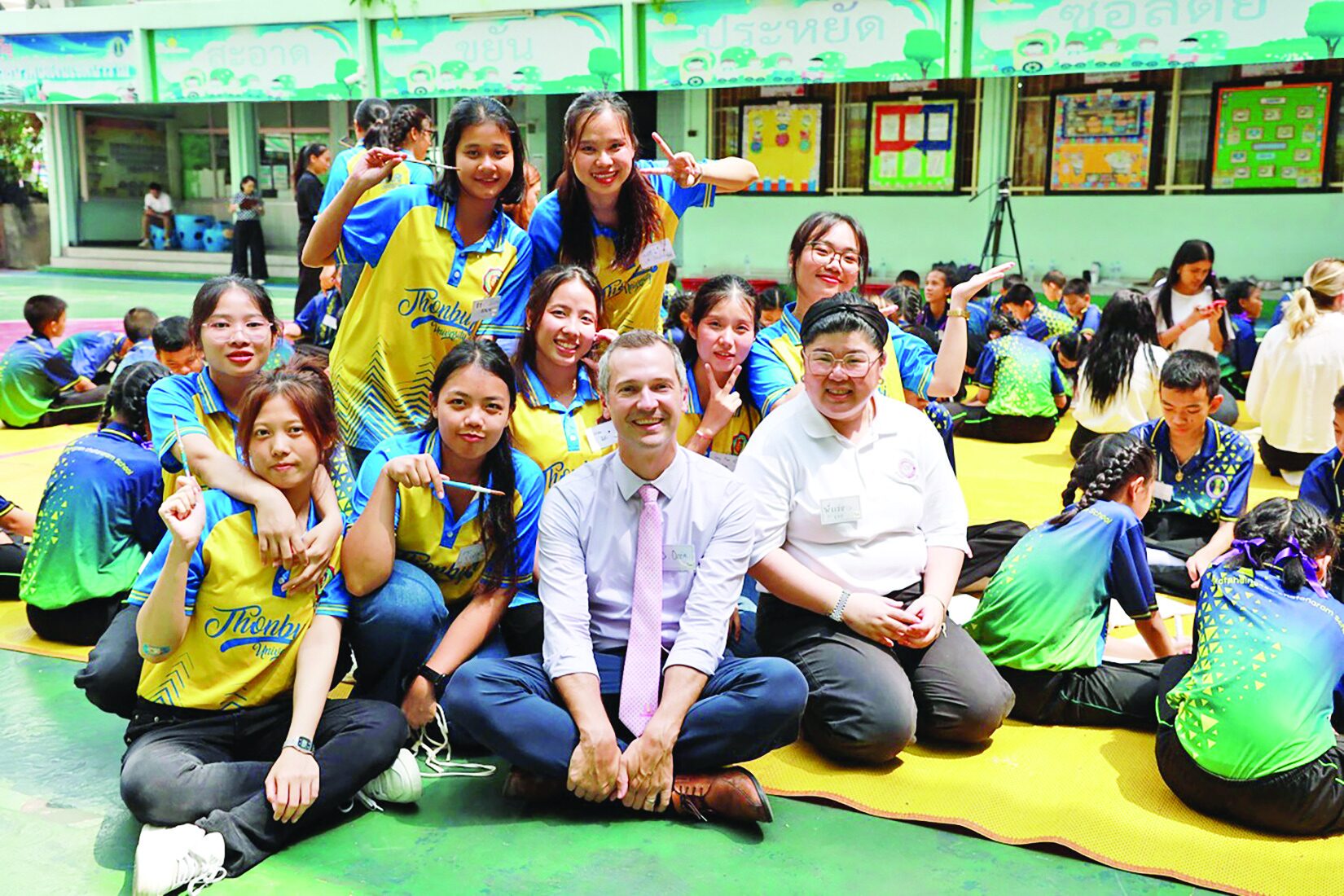 สดจากเยาวชน - เยาวชนคนกล้าฝัน ฝึกอังกฤษ-ศิลปะ