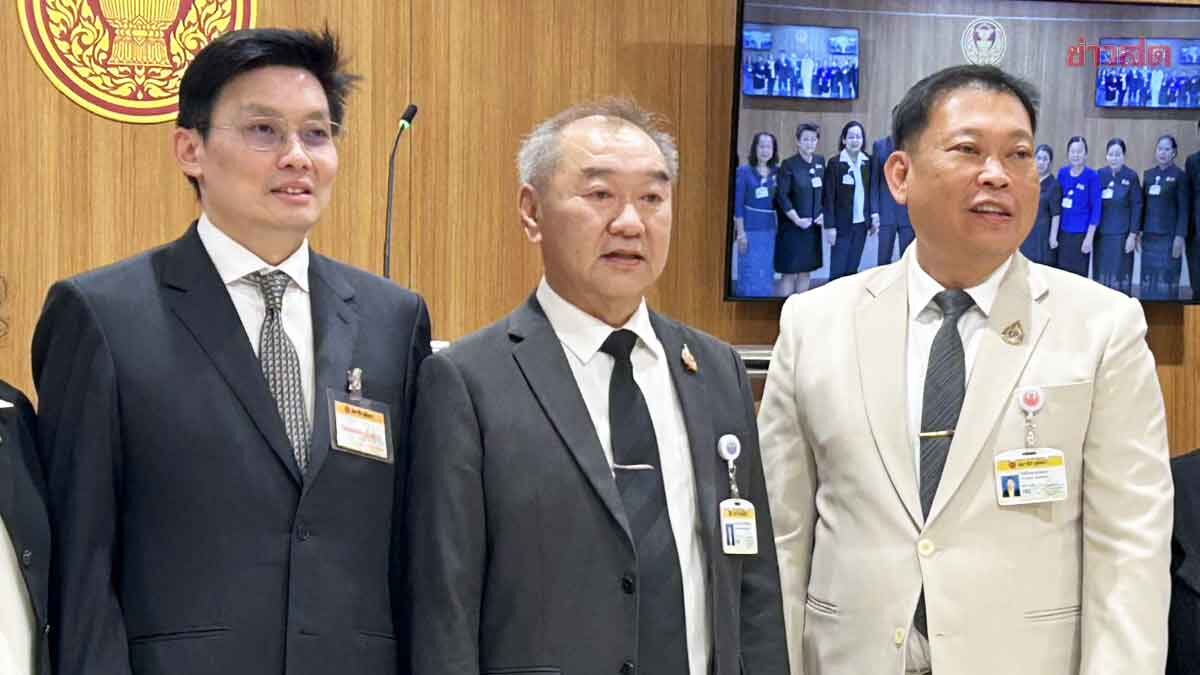 กมธ.วุฒิสภา โต้เฟกนิวส์สว.ชงยกเลิกบัตรทอง ขู่ดำเนินคดี ทำเสียหาย-ตื่นตระหนก