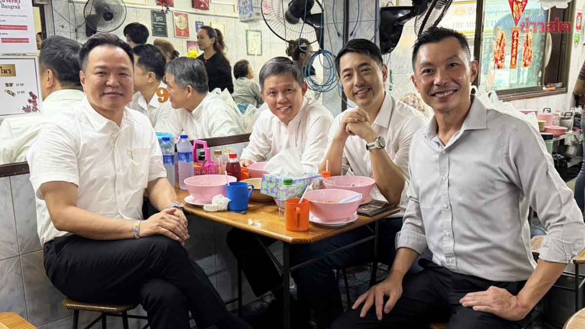 นายกฯ พา รมว.กลาโหม สิงคโปร์ กินโจ๊กเจ้าดังบางรัก ก่อนเข้าทำเนียบรัฐบาล