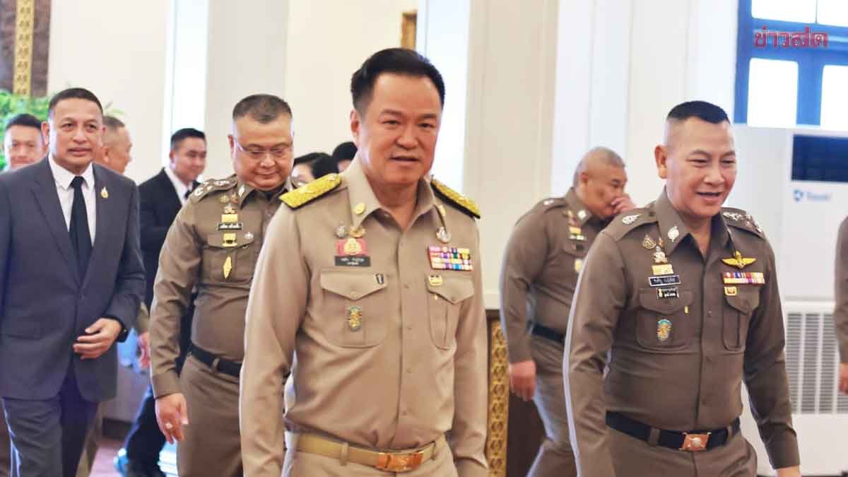 นายกฯ ถก ก.ตร. แต่งตั้งนอกวาระ-ดันประทวนขึ้นสัญญาบัตร-เปิดทางเลื่อนสายสอบสวน