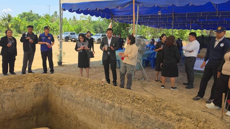 สุสานบุคคลชั้นสูง