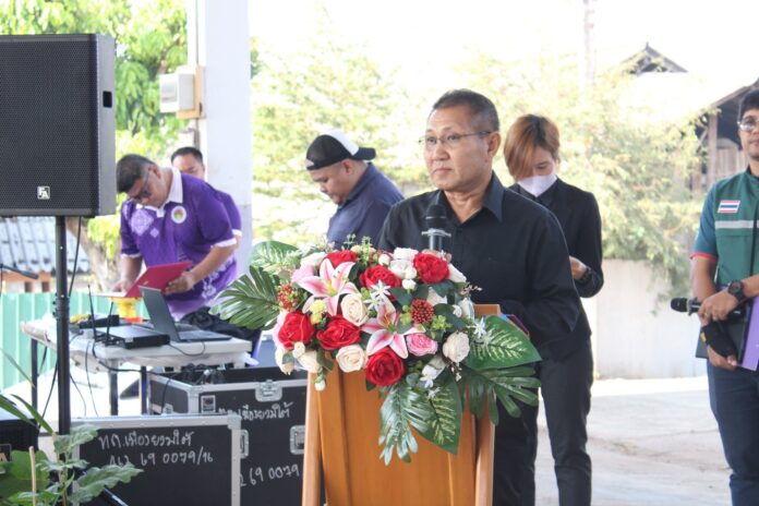 นายกวิชัย 