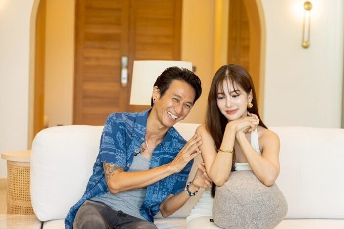 เปิดบ้าน “ทะเลเวลา” ครั้งแรก! ก้อย-พี่ตูน ชีวิตครอบครัวที่เรียบง่าย