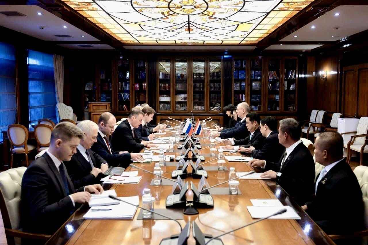 "สุริยะ" หารือรัสเซีย พร้อมไฟเขียวส่งออกปุ๋ยยูเรียให้ไทย รุกตั้งคณะทำงานหนุนการค้า 2 ประเทศ