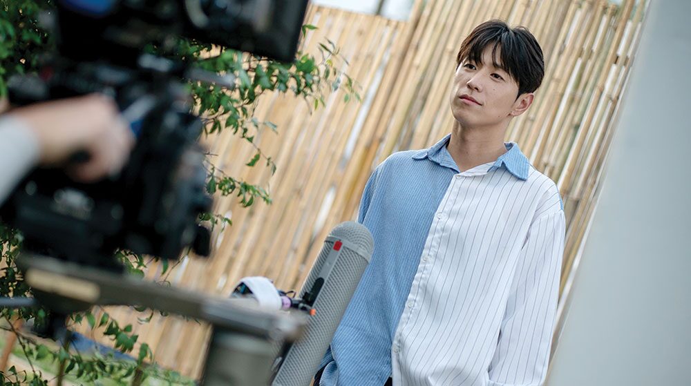 เบื้องหลังมายา - ‘อี๊ด’ทุ่มเต็มที่หนังเรื่องแรก ไม่ทำงานอื่น-คุ้มกับสิ่งที่ได้มา