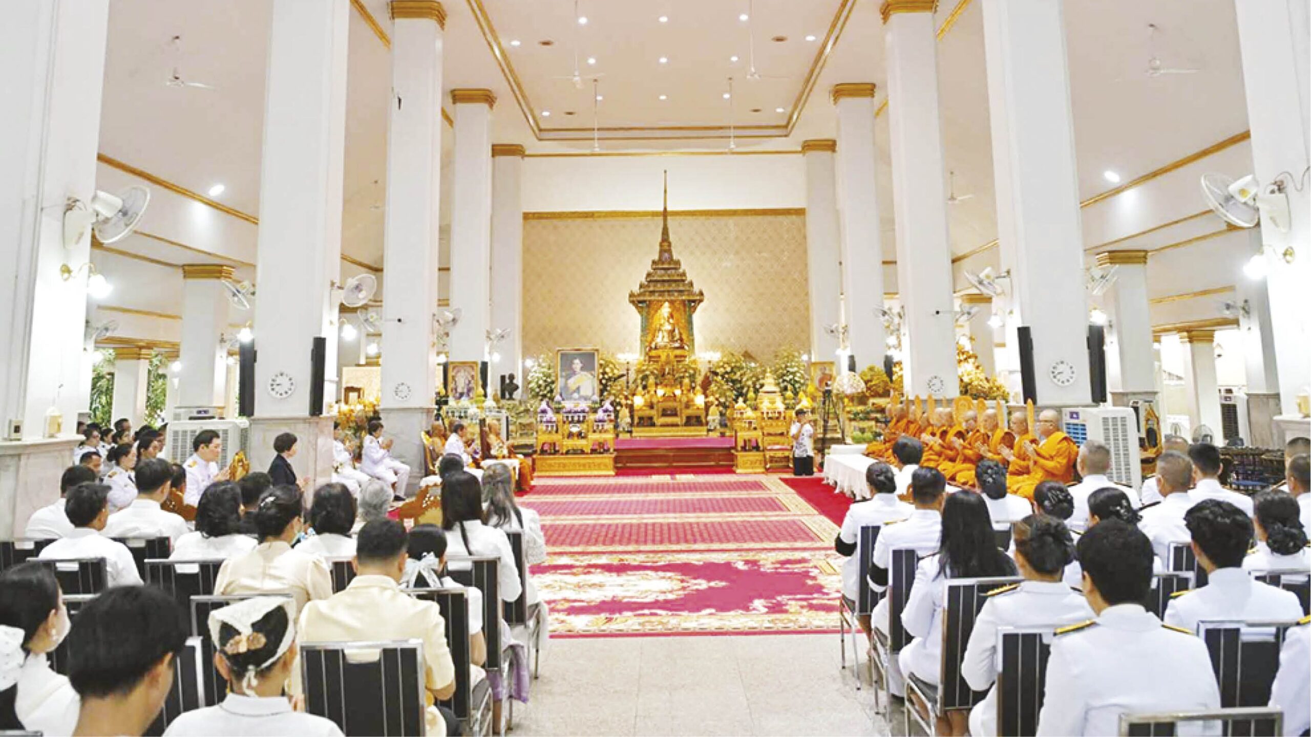 สดจากหน้าพระ – จัดพิธีเจริญพระพุทธมนต์-ตักบาตร ถวายราชกุศลกรมสมเด็จพระเทพฯ