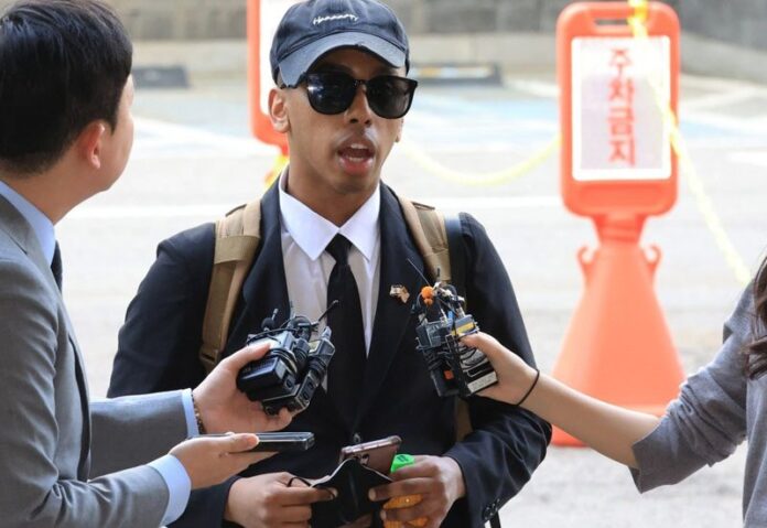 ยูทูบเบอร์สายป่วนชื่อดัง “จอห์นนี โซมาลี” 