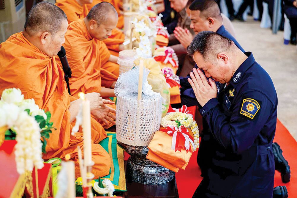 สดจากหน้าพระ - ‘พระพุทธกรุณาประชานาถ’ พระพุทธรูปหน่วยอรินทราช 26