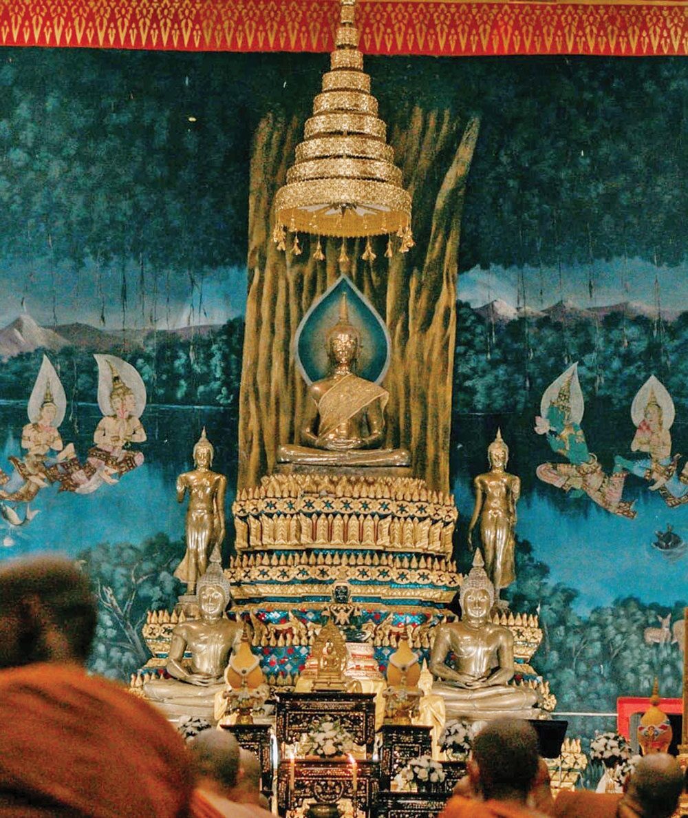 ข่าวสดพระเครื่อง - เหรียญหน้าไฟ 2521 พระเทพสิทธาจารย์