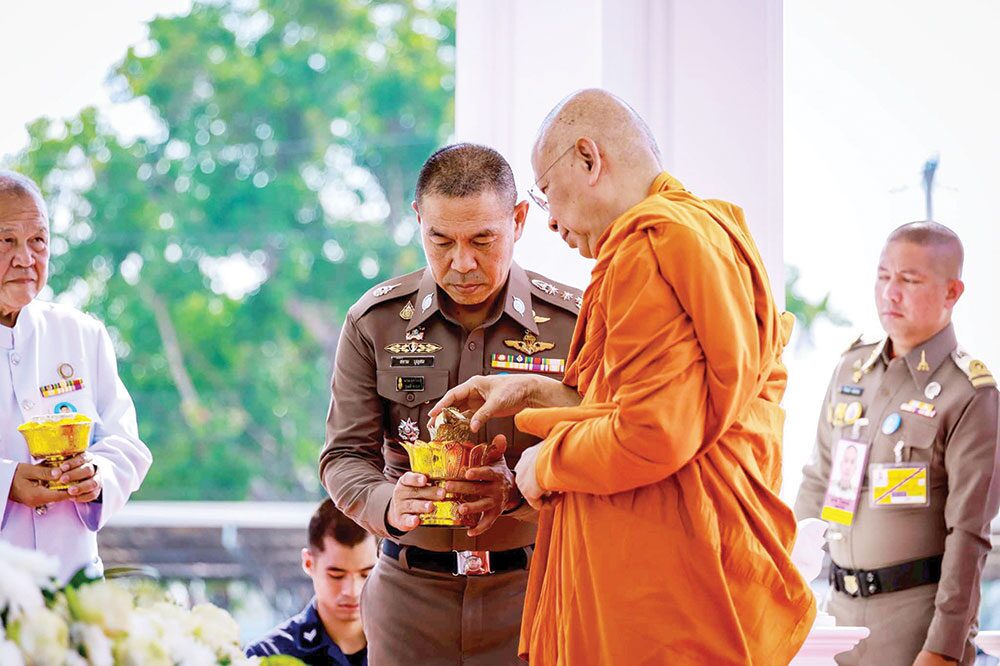 สดจากหน้าพระ - ‘พระพุทธกรุณาประชานาถ’ พระพุทธรูปหน่วยอรินทราช 26