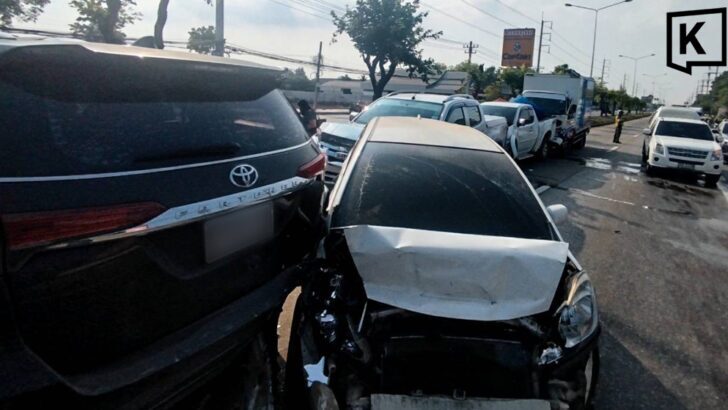 Seven-vehicle pile-up in Korat injures more than 10