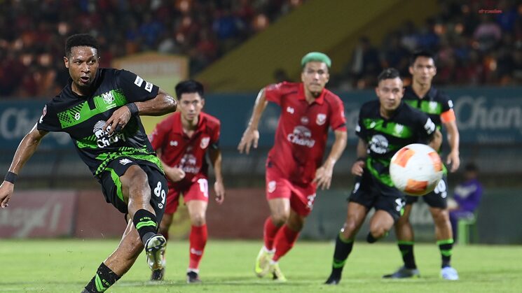 สุโขทัย ยิงนำก่อนโดนราชบุรีไล่แซงยังอันตรายมีแต้มเหนือทีมตกชั้นคะแนนเดียว