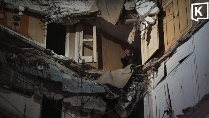 The Latest: Iran closes the Strait of Hormuz in response to Israeli attacks on Lebanon