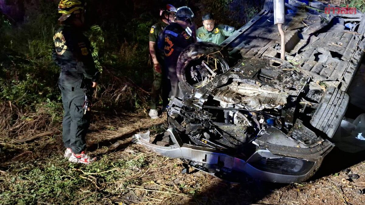 เก๋งกลับจากเล่นน้ำ สงกรานต์ เสยท้ายจยย. เสียชีวิต4ราย เจ็บระนาว