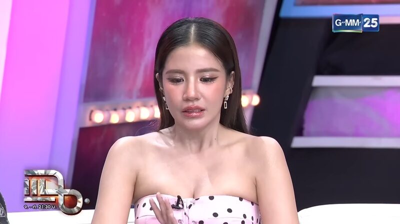 ใบเตย อาร์สยาม เล่าน้ำตาคลอ ชีวิตอยู่ในเรือนจำรอดมาได้เพราะ แม่ดาราที่รู้จักกันดี กับ ดาราจักรๆวงศ์ จับมือสู้