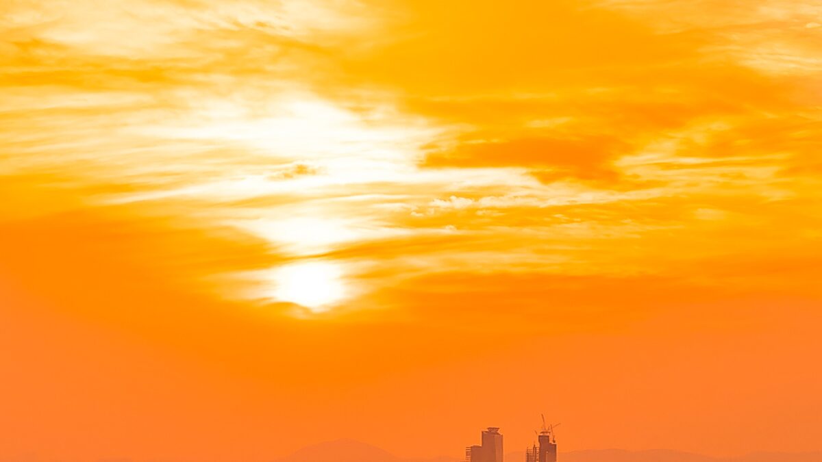 สภาพอากาศวันนี้ กรมอุตุนิยมวิทยา พยากรณ์ ร้อนจัดทั่วไทย สูงสุด 42 องศา