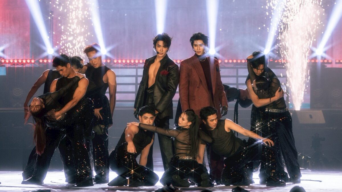 “จุง-ดัง” เสิร์ฟเคมีดาเมจแรง!  ในงาน “JOONG DUNK EYES ON YOU FANCON”