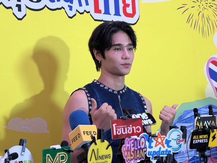 เจฟ ซาเตอร์ เล่าประสบการณ์ครั้งแรก สัมภาษณ์เวทีดังอเมริกา
