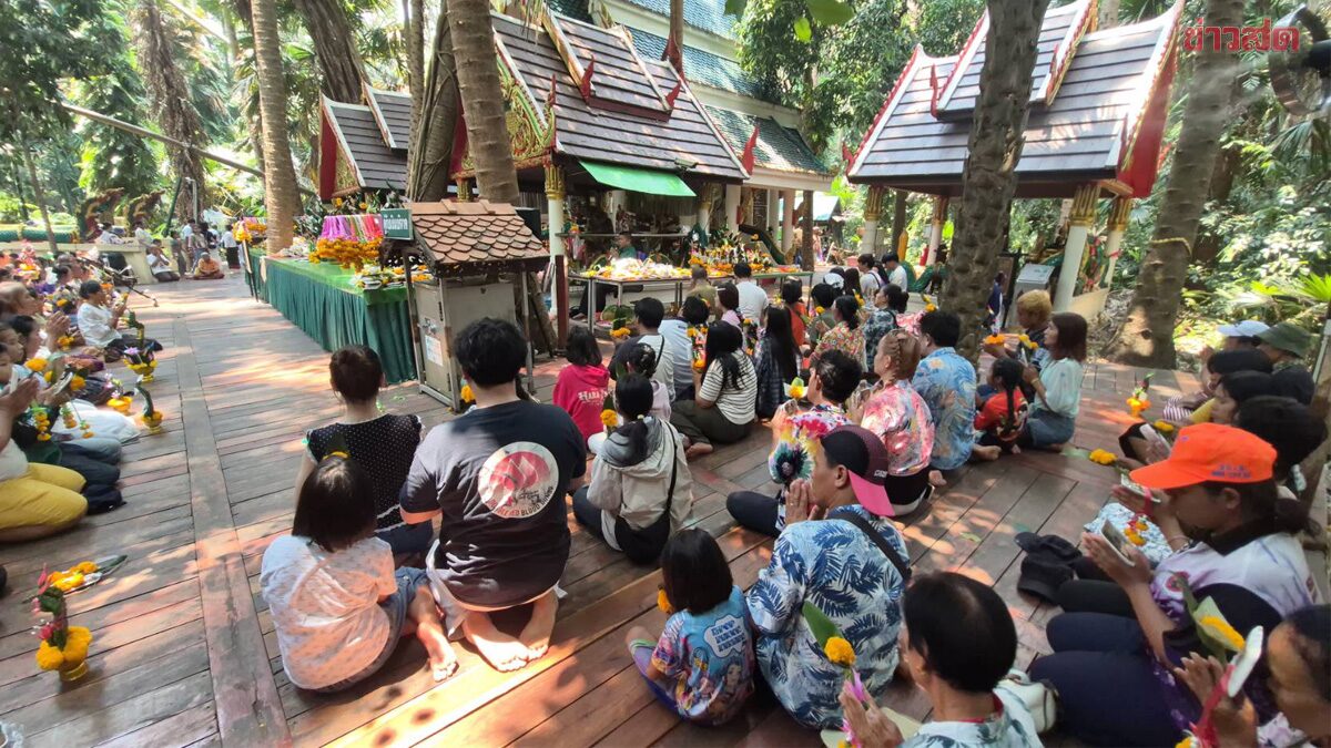 คำชะโนดแตก แห่ขอพรปู่ศรีสุทโธ เลขมาแรงเกลี้ยงแผง ฮือฮาธูป-ขันน้ำมนต์ เลขตรงกันเป๊ะ