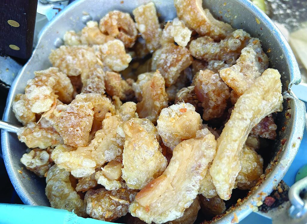 อิ่มอร่อย - ตาทุย บะหมี่เกี๊ยวหมูแดง ทีเด็ดในซอยบางนา-ตราด3