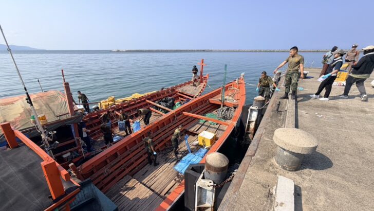 Thai navy seizes three Cambodian fishing boats smuggling goods, crews cite economic hardship