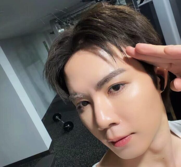 ซี พฤกษ์ ลุกส์ใหม่ผมสั้นในรอบ 10 ปี ปลื้มคนชมดูเด็ก นุนิว ช็อตฟีลเห็นแล้วเฉยๆ