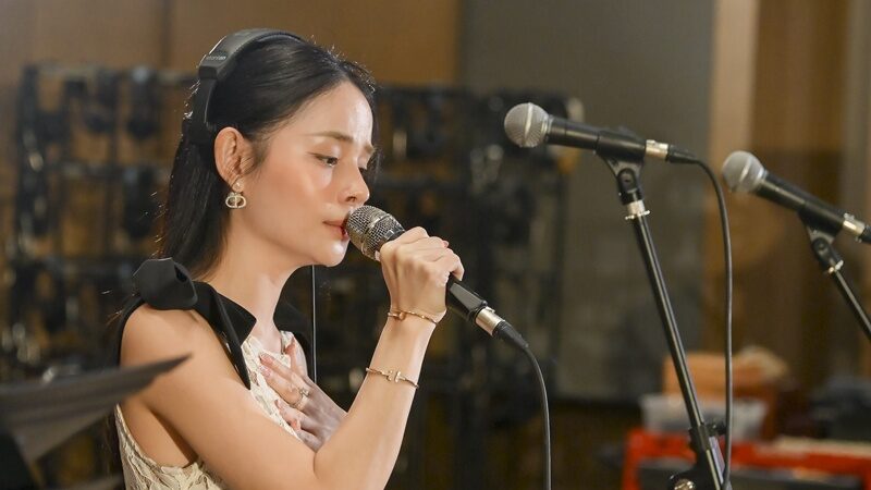 เปี่ยมสุข